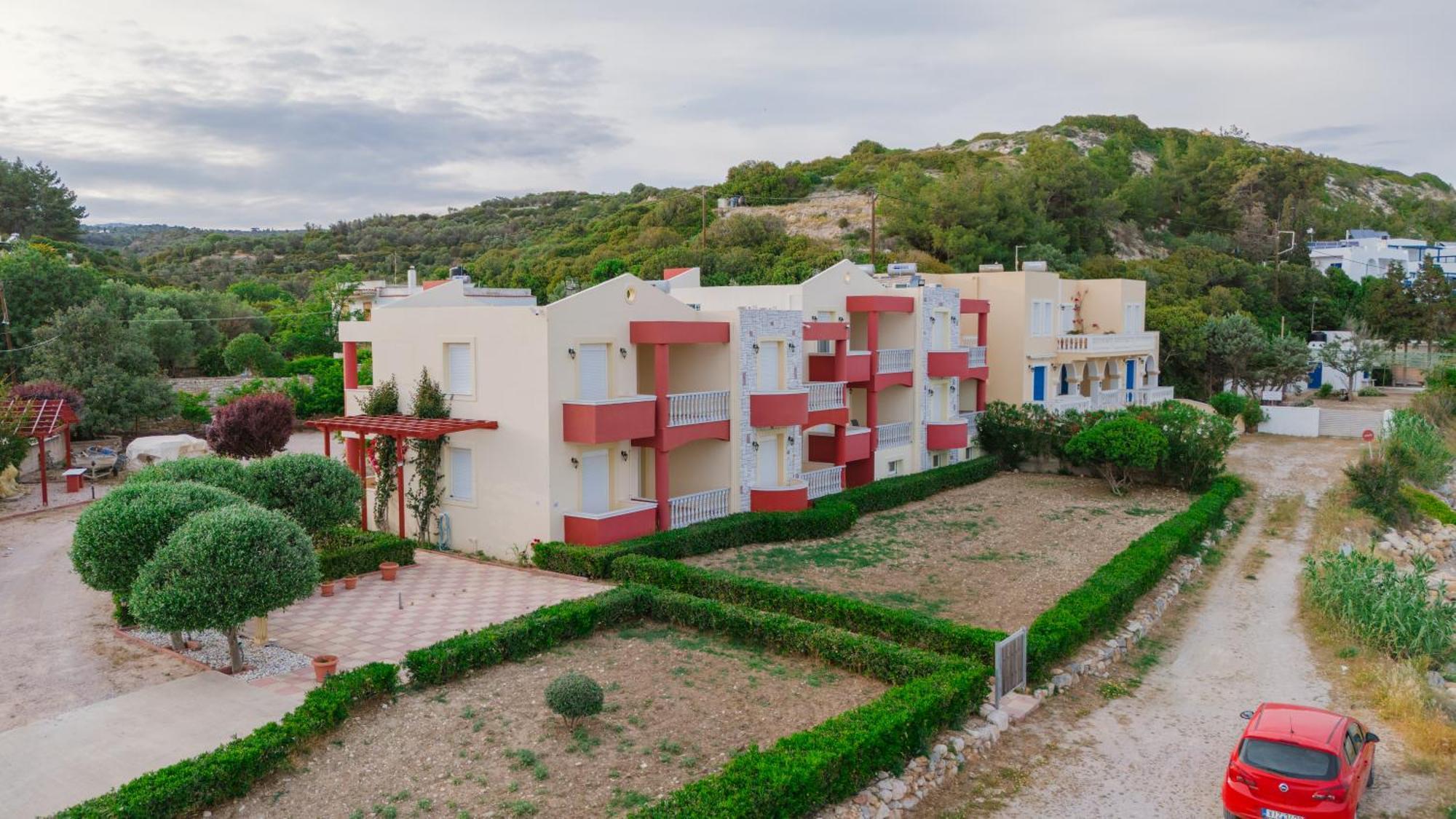 Marine Apartments Venetiko Paralia Agias Foteinis Exterior foto